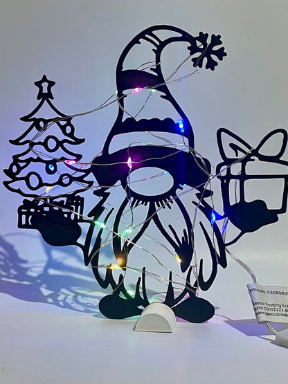 Gnomo Natalizio con LED o Senza LED – Decorazione Natalizia da Tavolo | Gnomo di Natale 3D con Albero e Regalo | Idea Regalo Natale